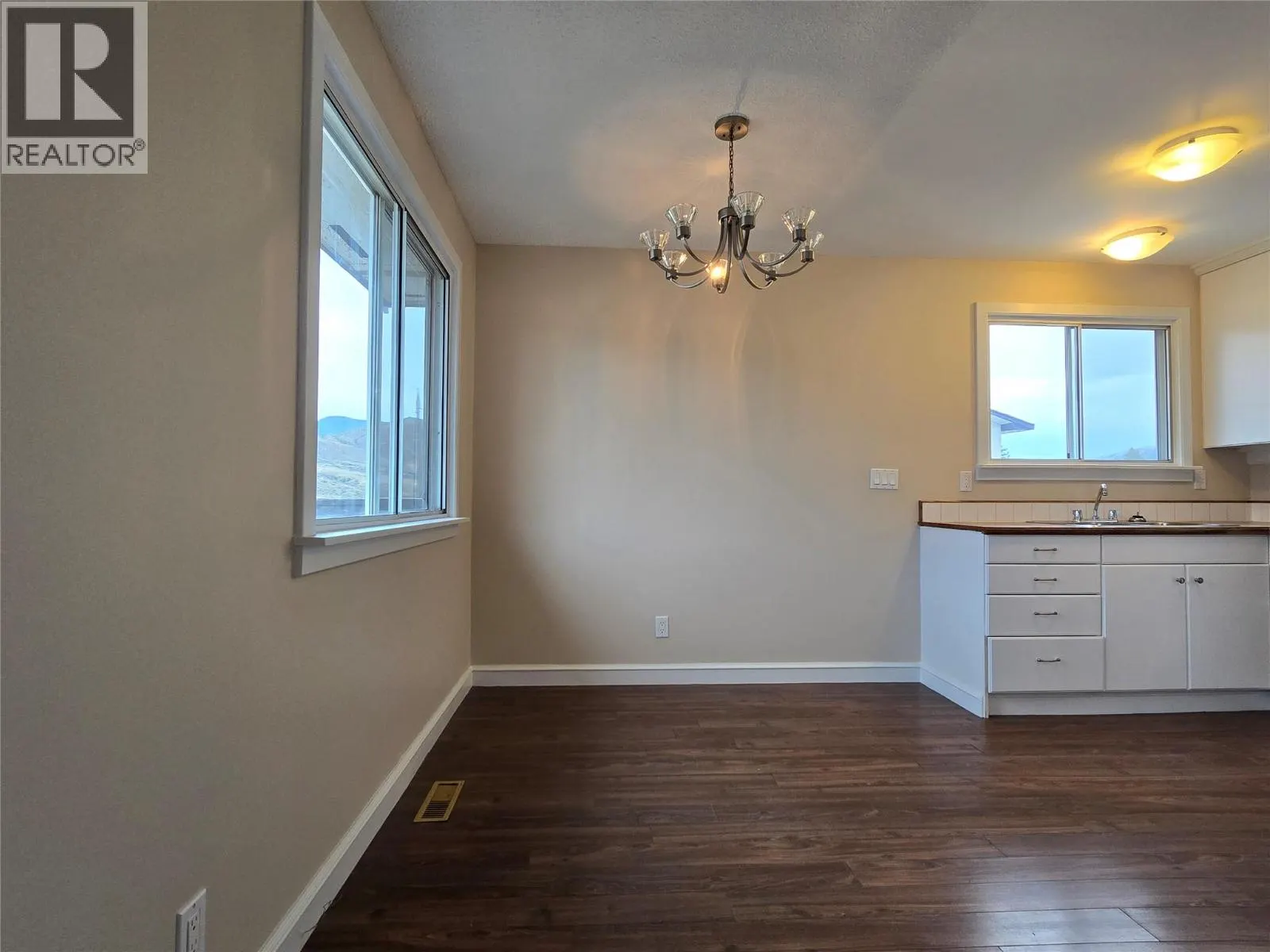 1584 Stage Road