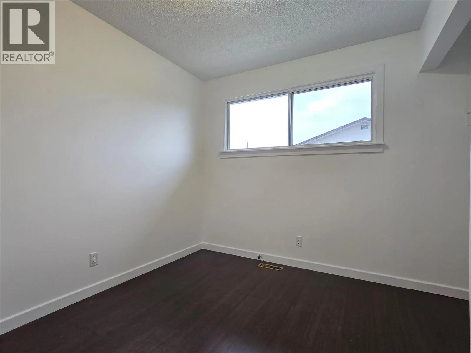1584 Stage Road