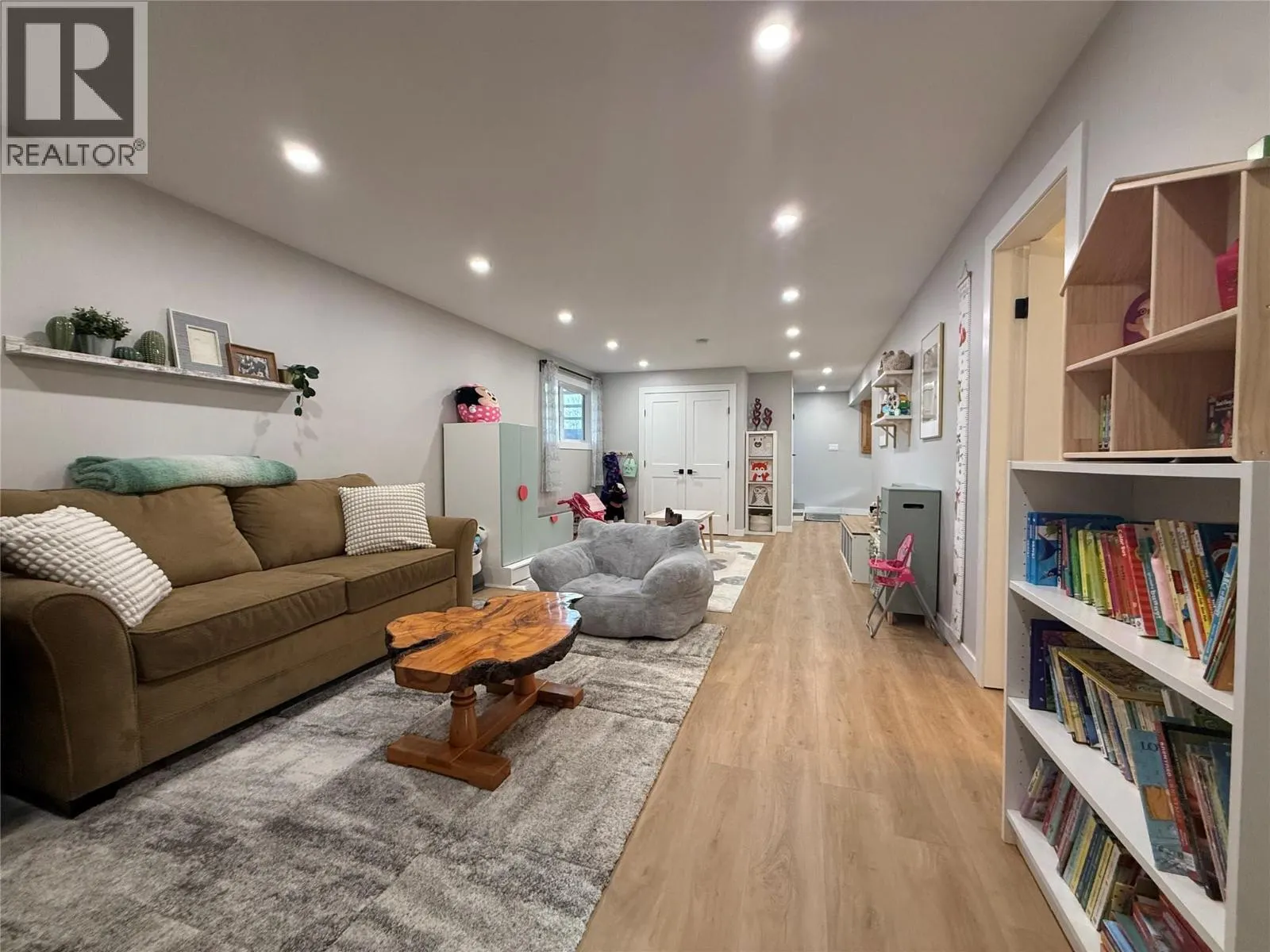 3988 Sweetwater Road