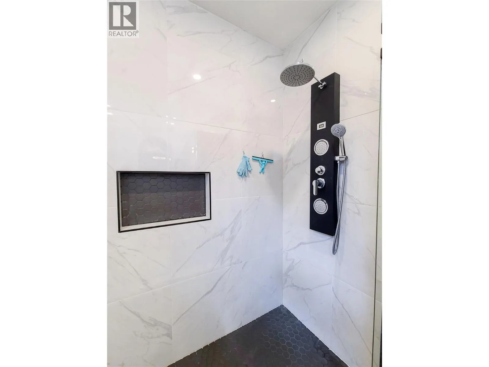 1999 Highway 97S Highway Unit# 95 Lot# 95