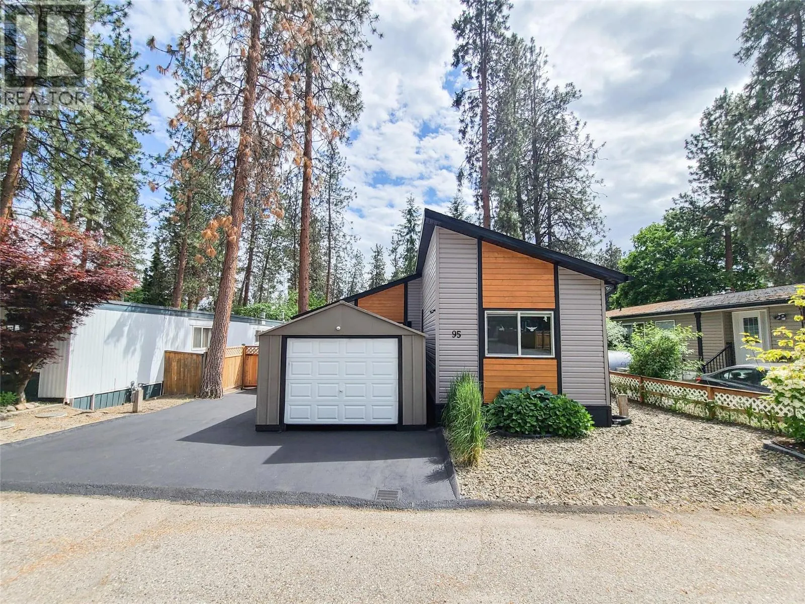 1999 Highway 97S Highway Unit# 95 Lot# 95