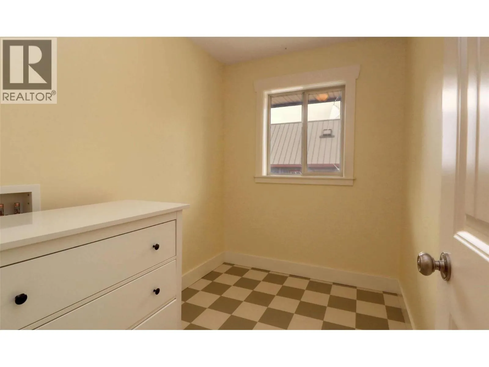 2633 Squilax Anglemont Road Lot# 195