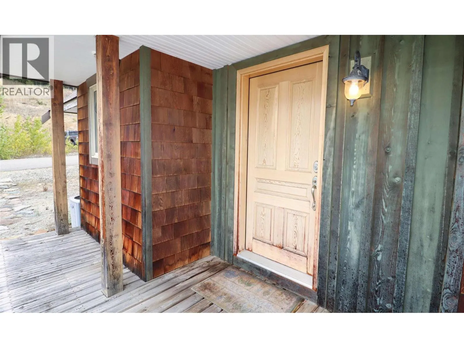 2633 Squilax Anglemont Road Lot# 195