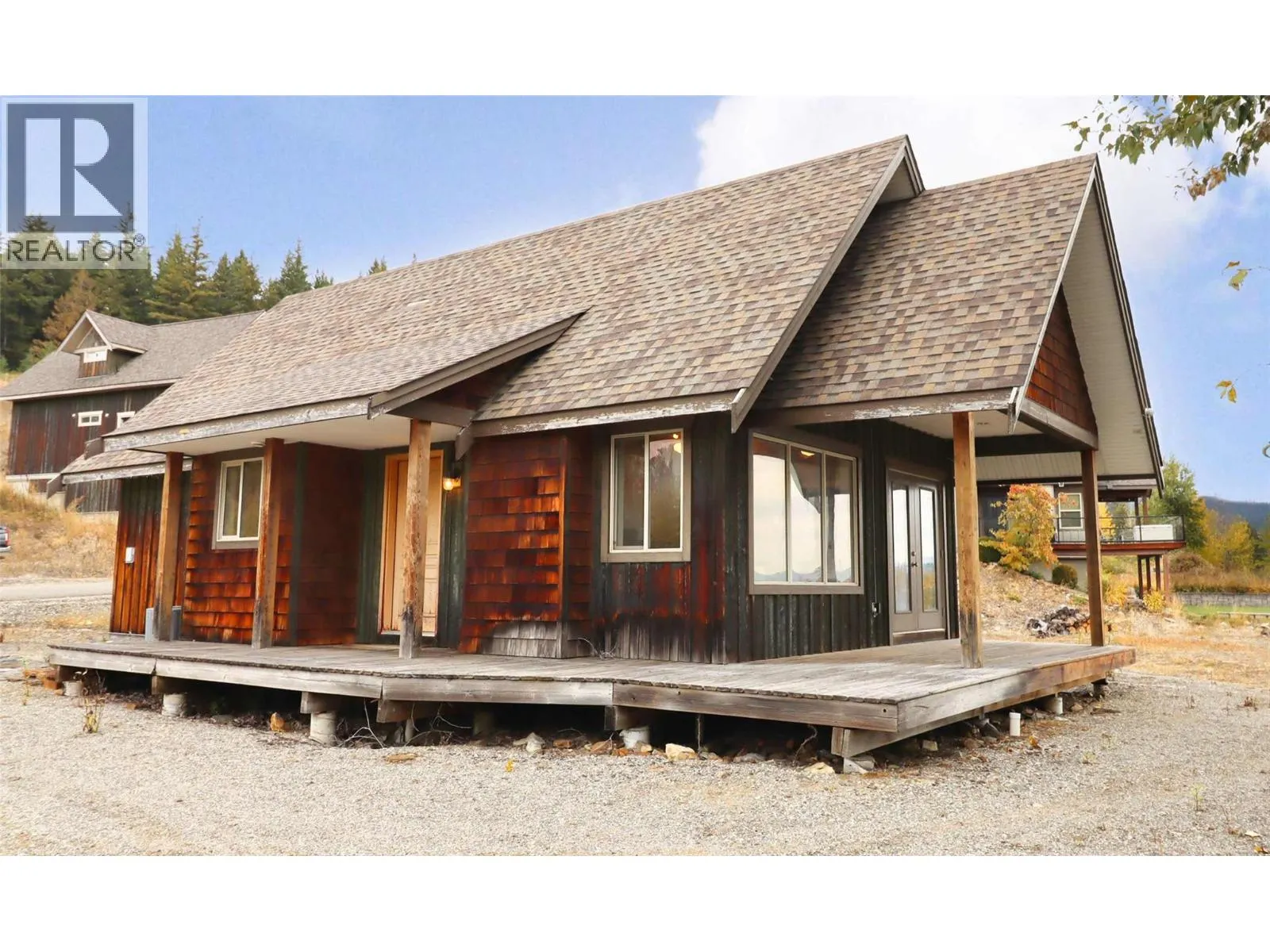 2633 Squilax Anglemont Road Lot# 195