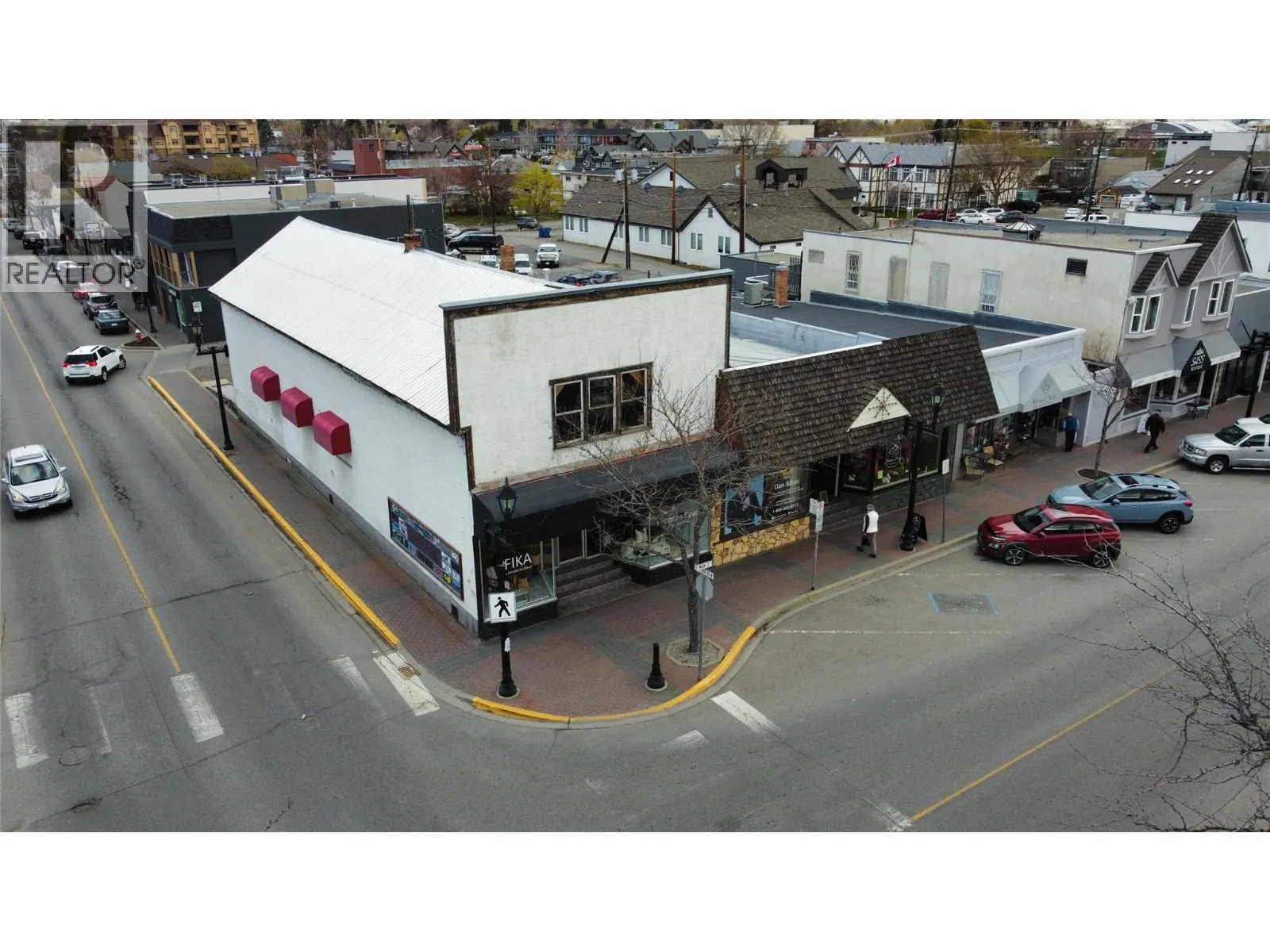 10122/24 MAIN Street