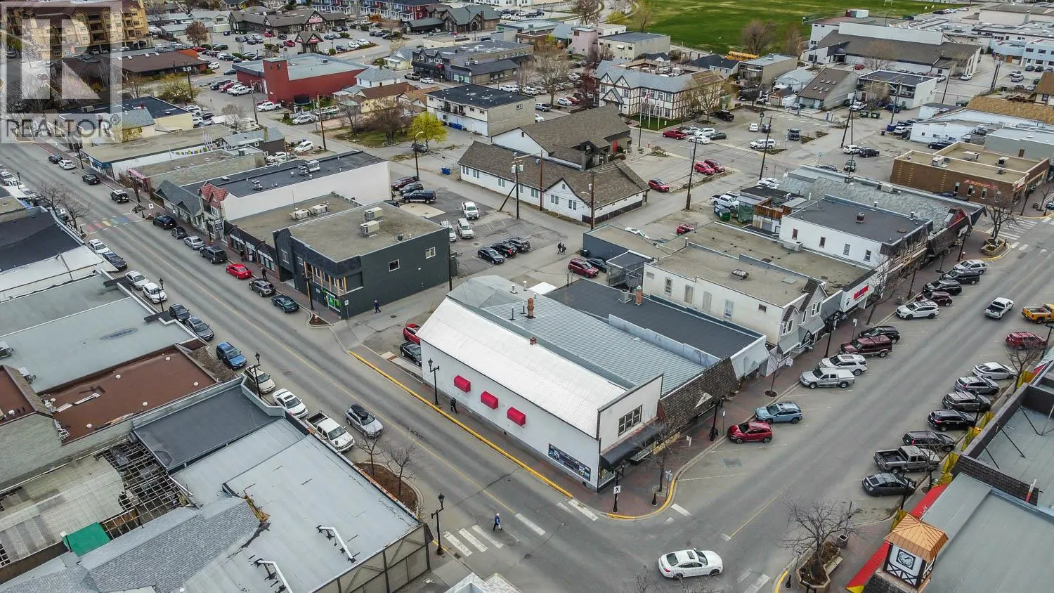 10122/24 MAIN Street