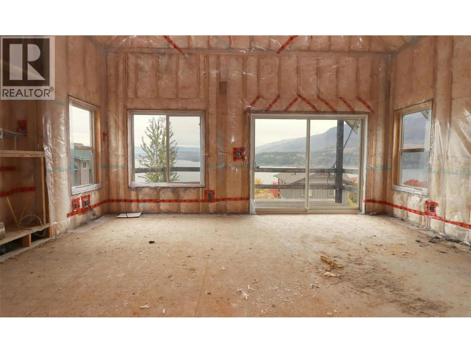 2633 Squilax Anglemont Road Lot# 141