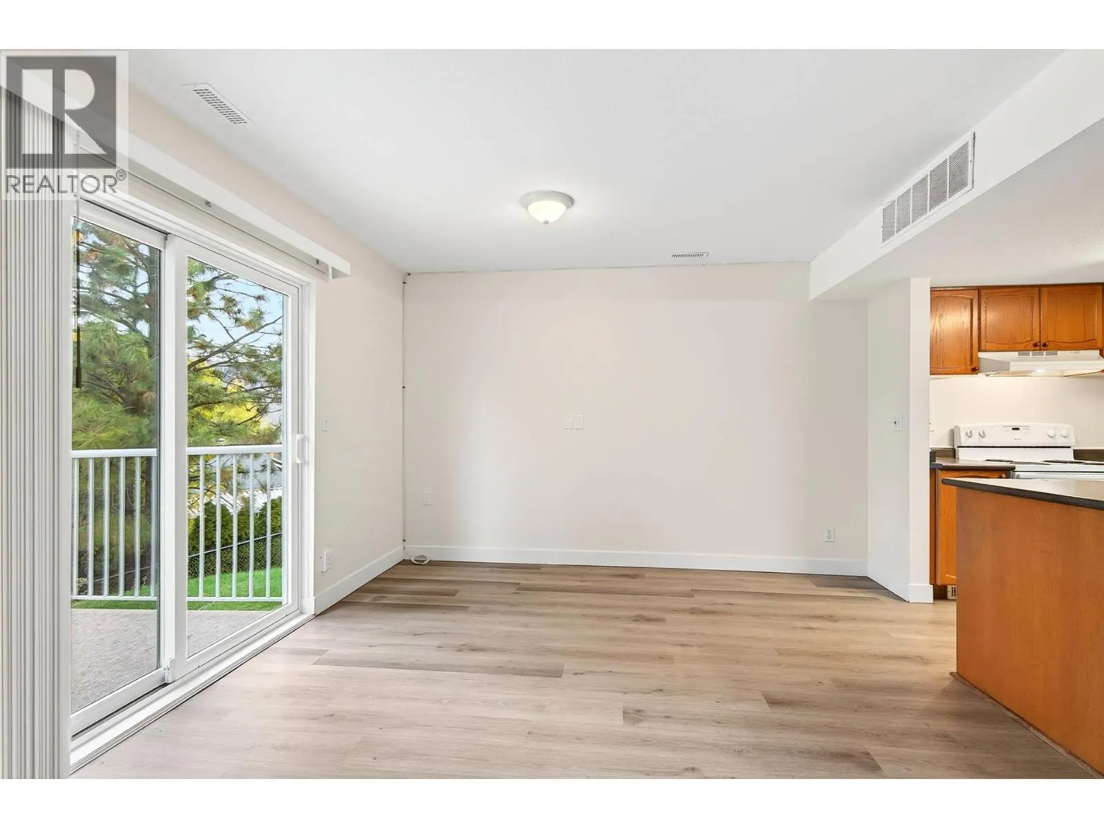 2050 Qu'Appelle Boulevard Unit# 7