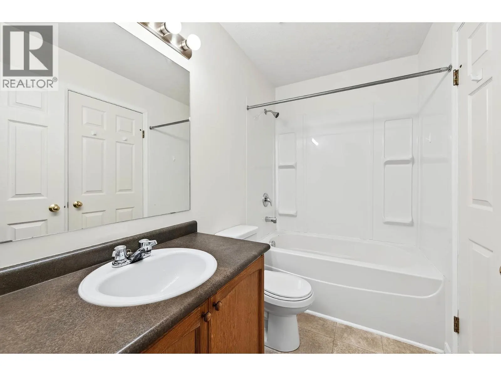 2050 Qu'Appelle Boulevard Unit# 7