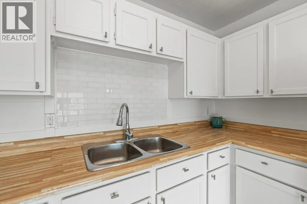 3304 35 Avenue Unit# 318