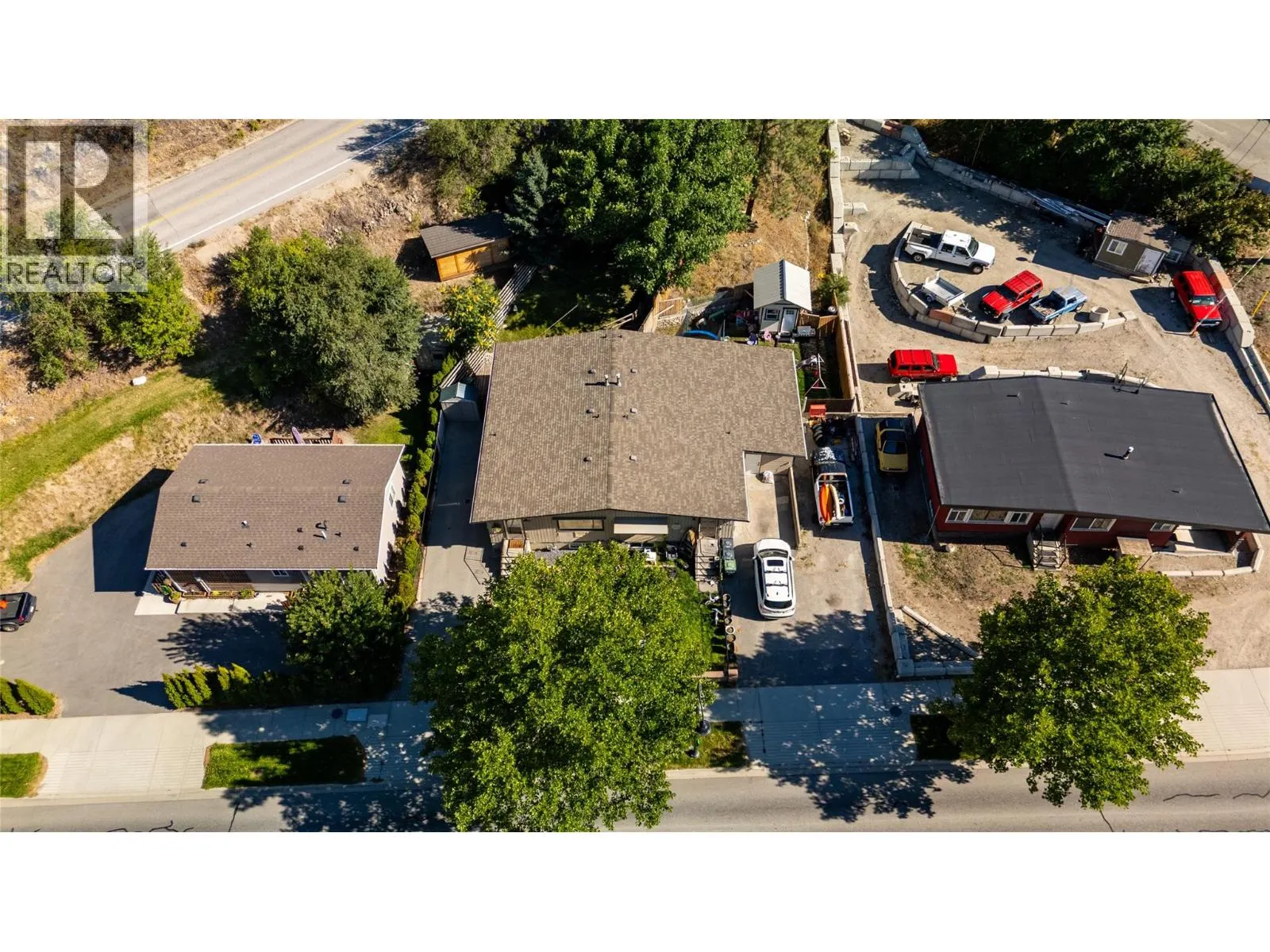 8299 PRAIRIE VALLEY Road