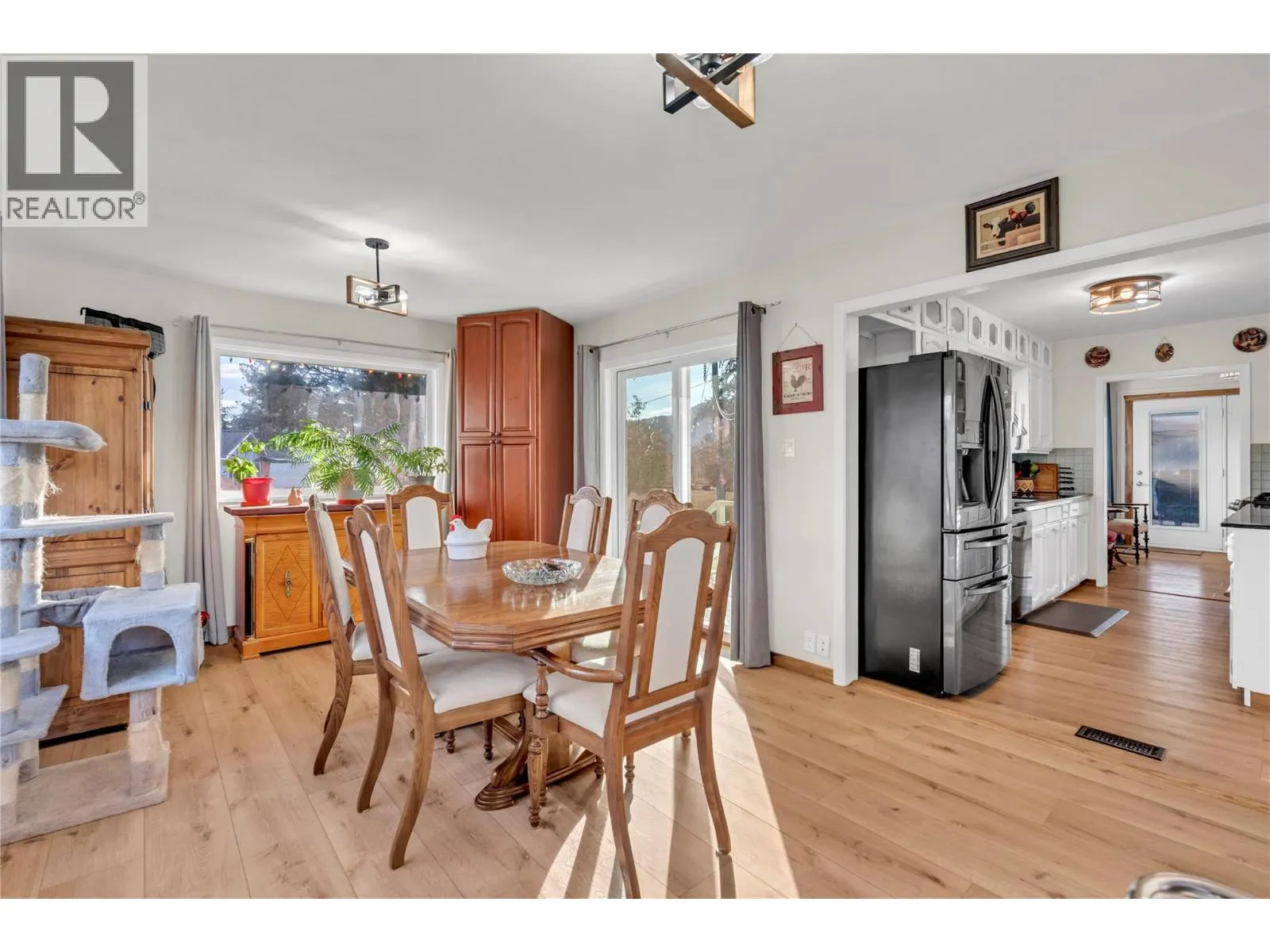 404 Grant Ave
