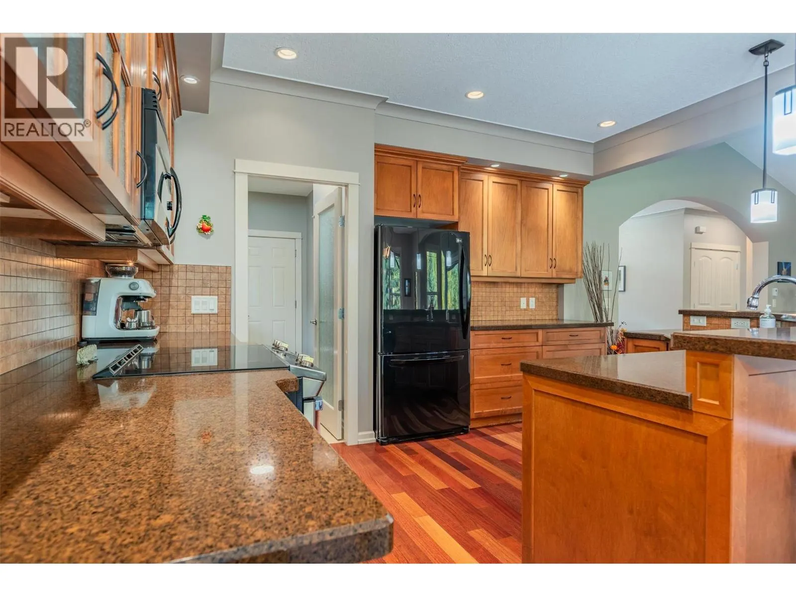 7912 Birchwood Drive