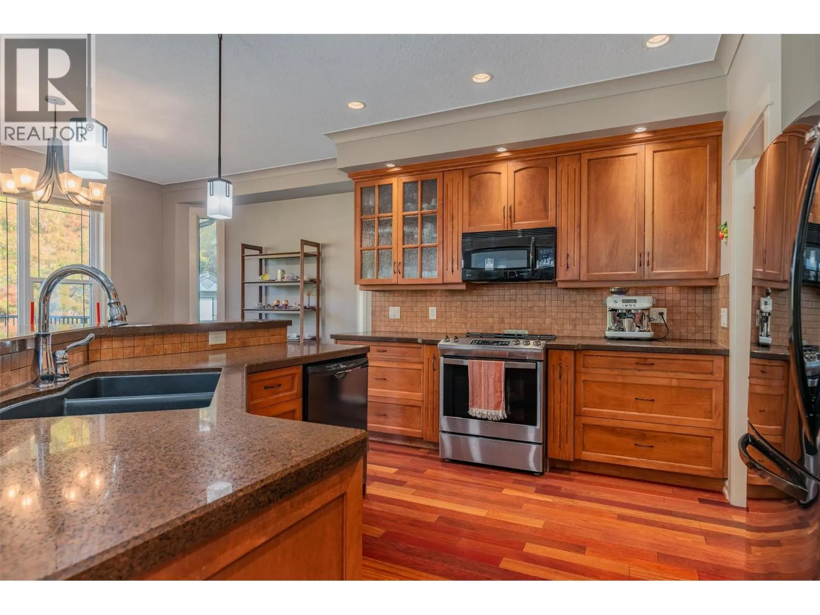 7912 Birchwood Drive