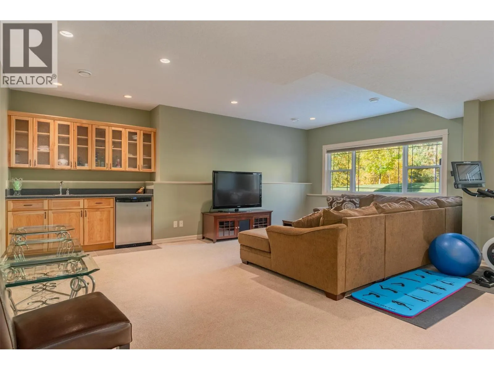 7912 Birchwood Drive