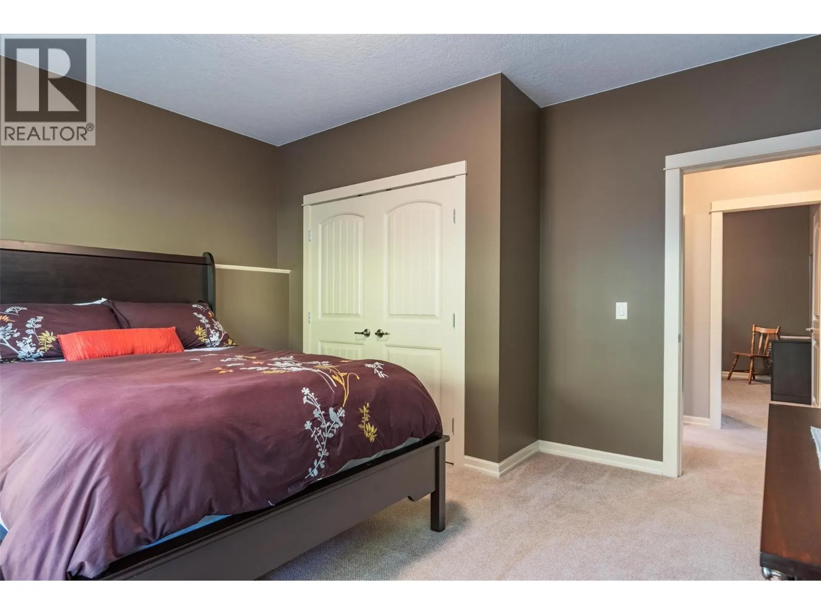 7912 Birchwood Drive