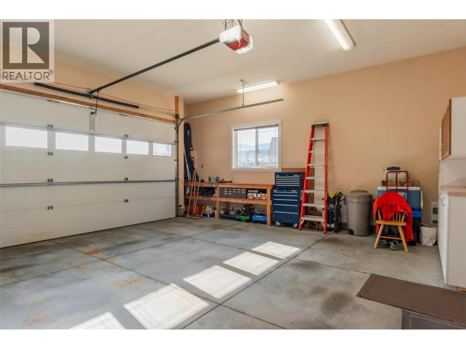 7912 Birchwood Drive