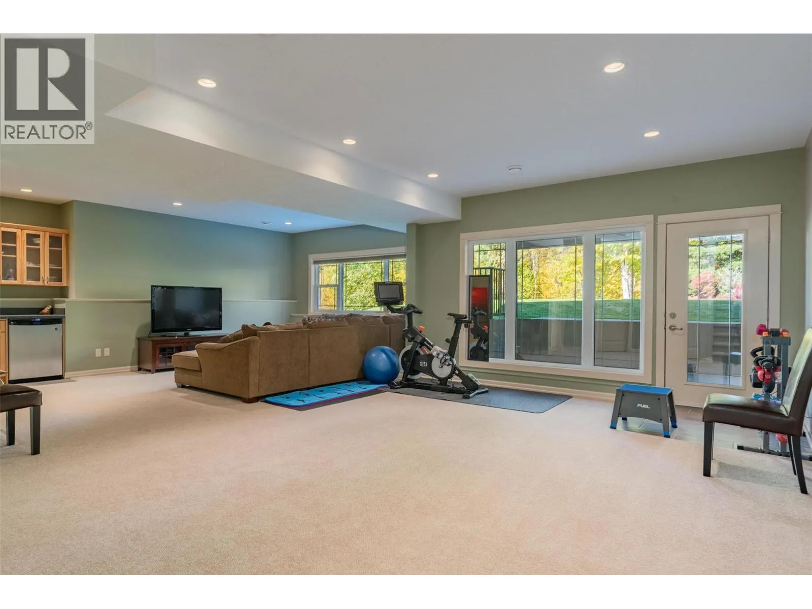 7912 Birchwood Drive