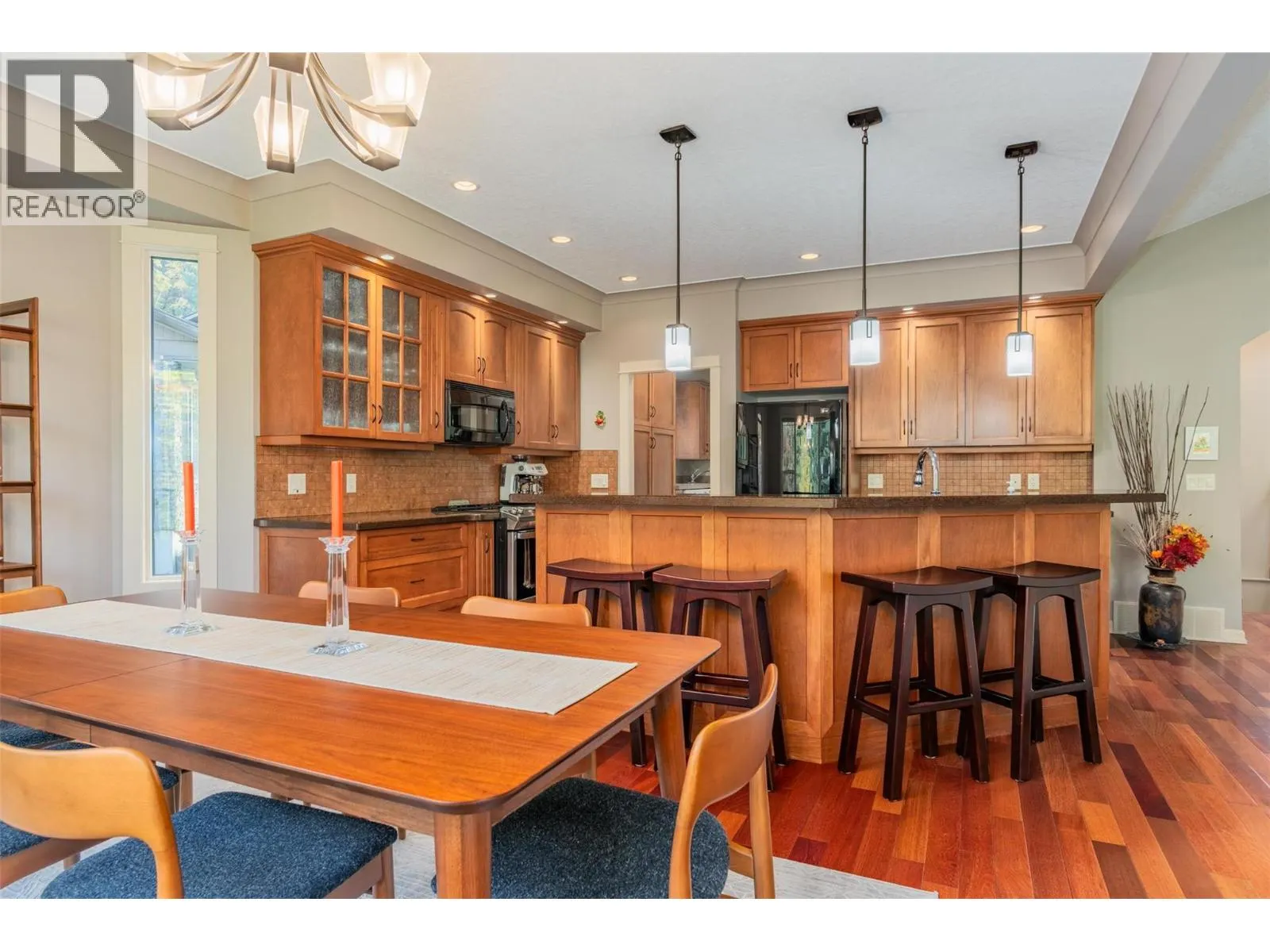7912 Birchwood Drive