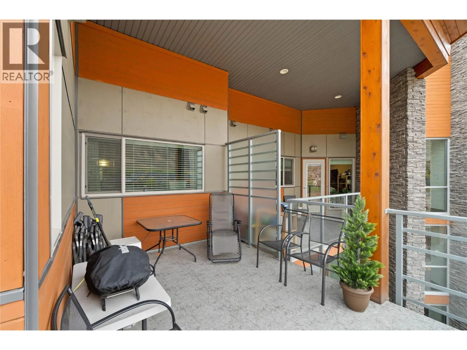 1040 TALASA Court Unit# 3402