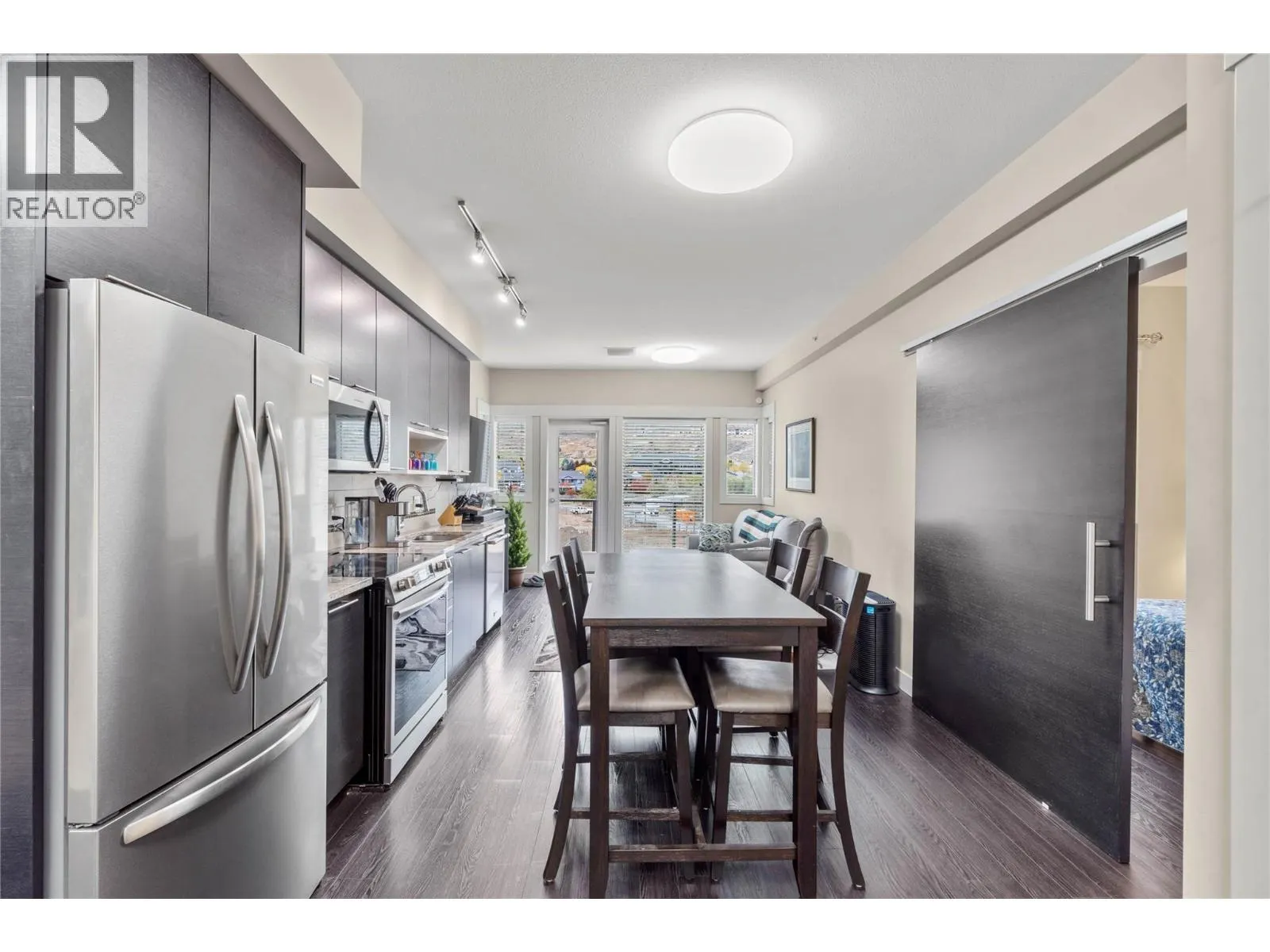 1040 TALASA Court Unit# 3402