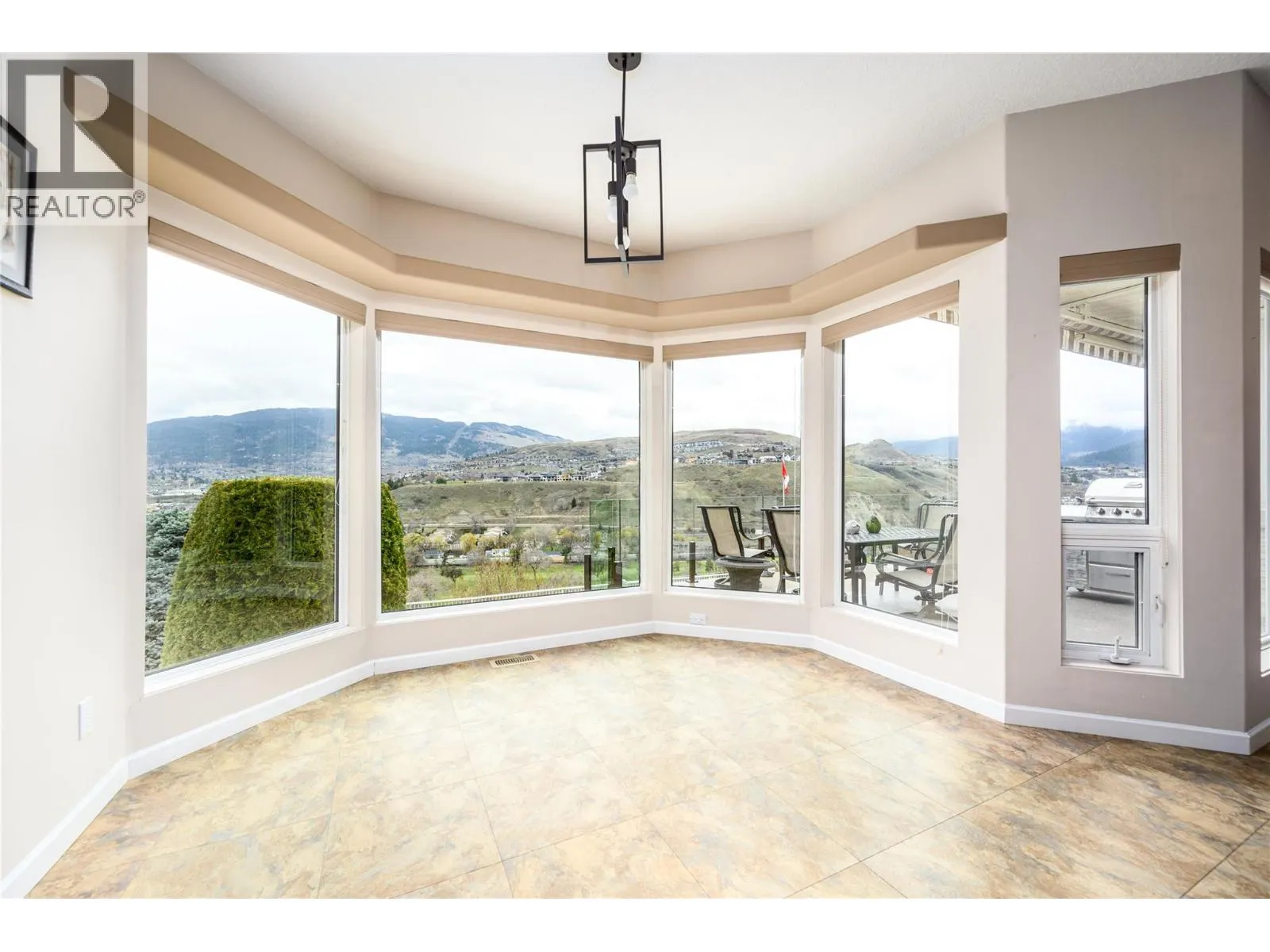 305 Country Estate Place