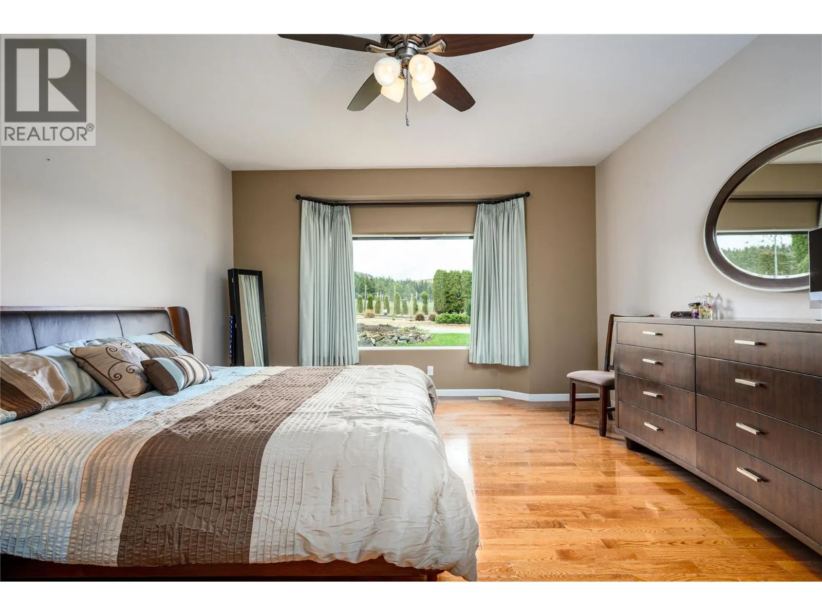 305 Country Estate Place