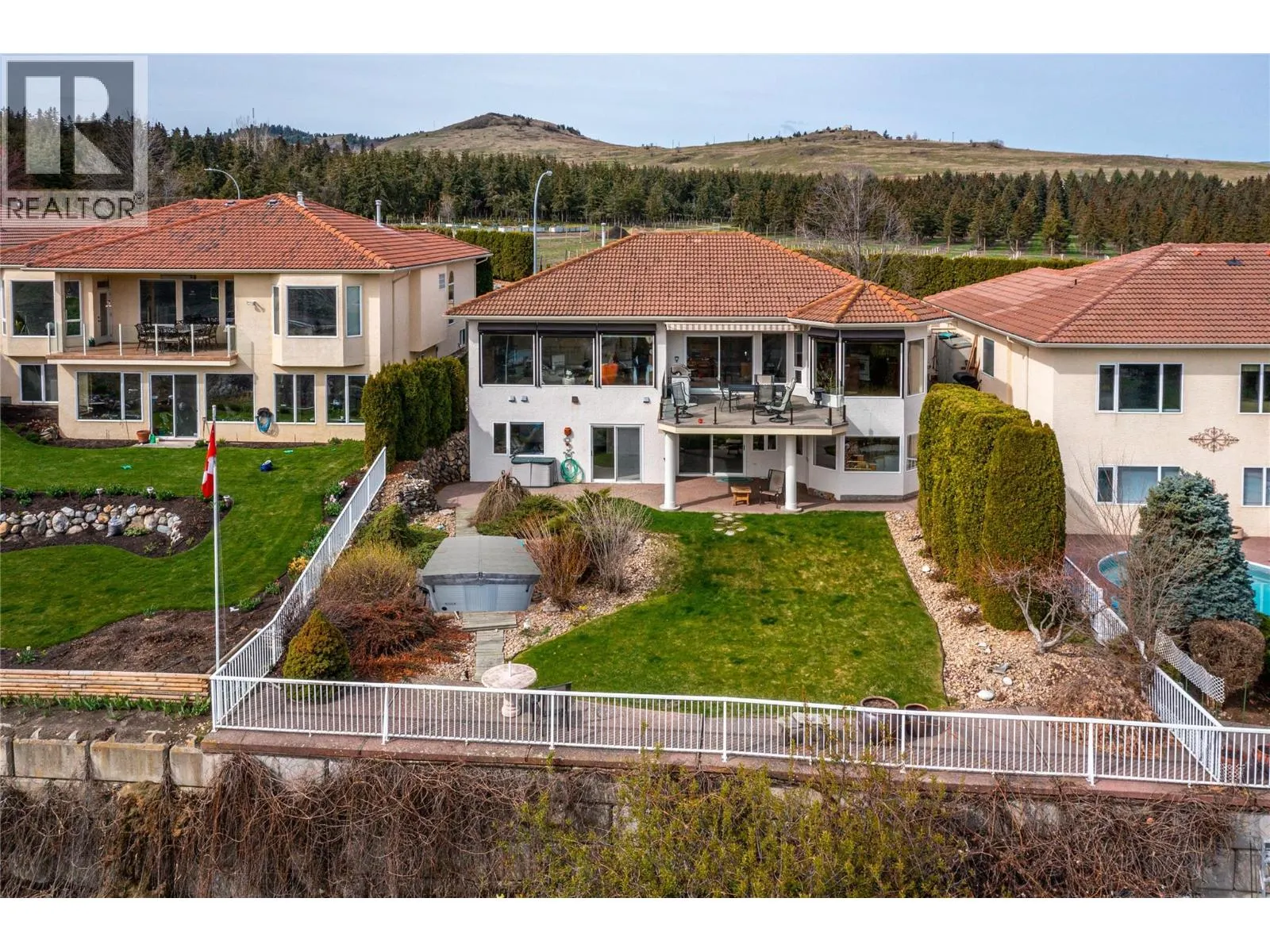 305 Country Estate Place