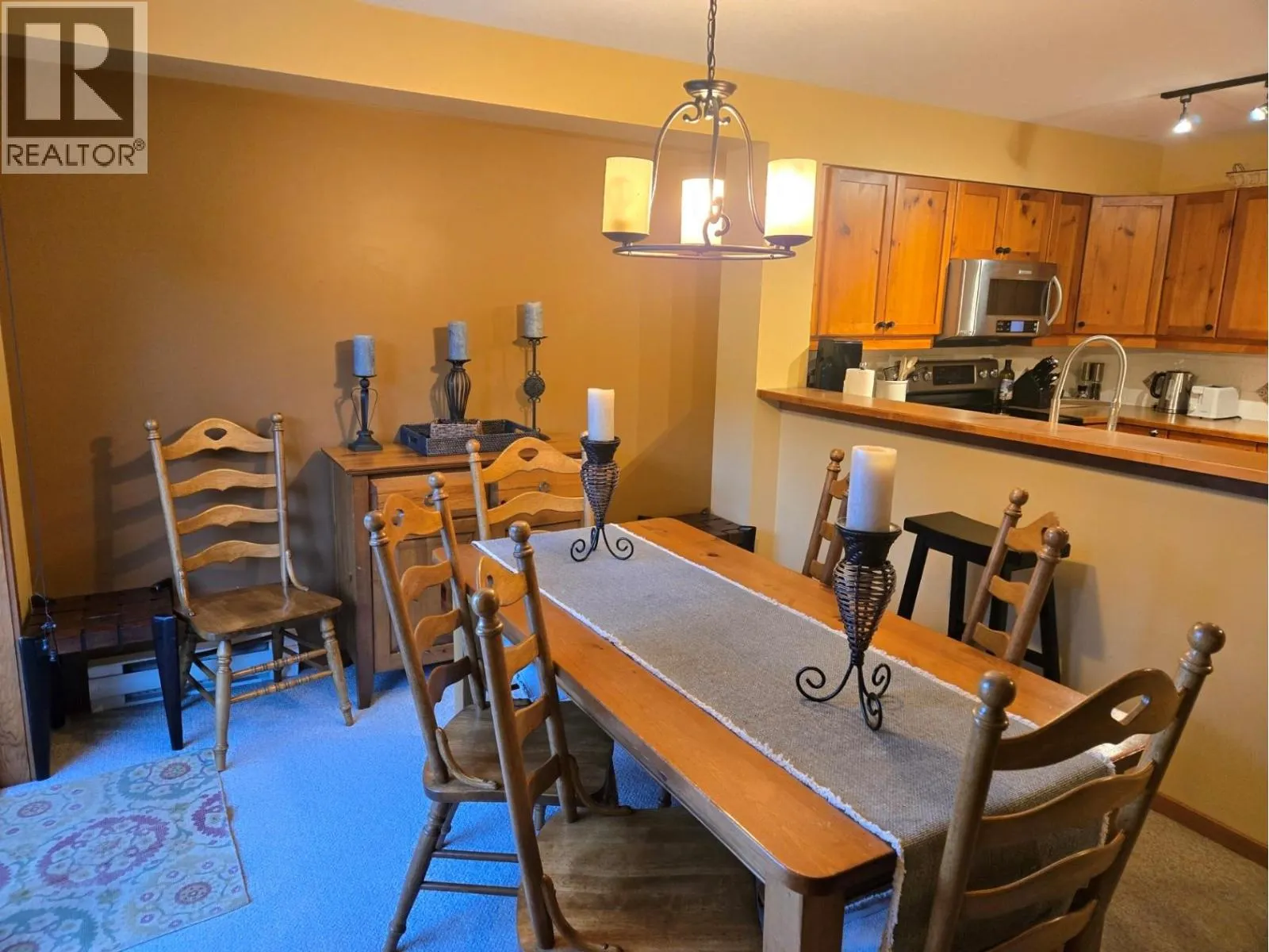 2075 Summit Drive Unit# 19