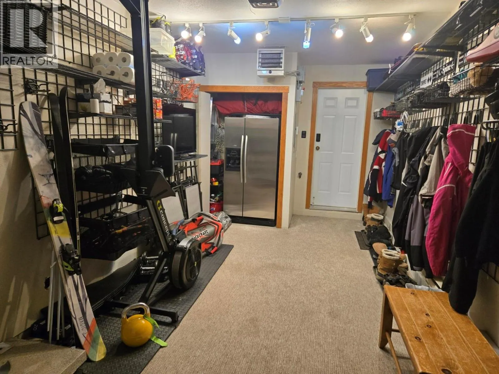 2075 Summit Drive Unit# 19