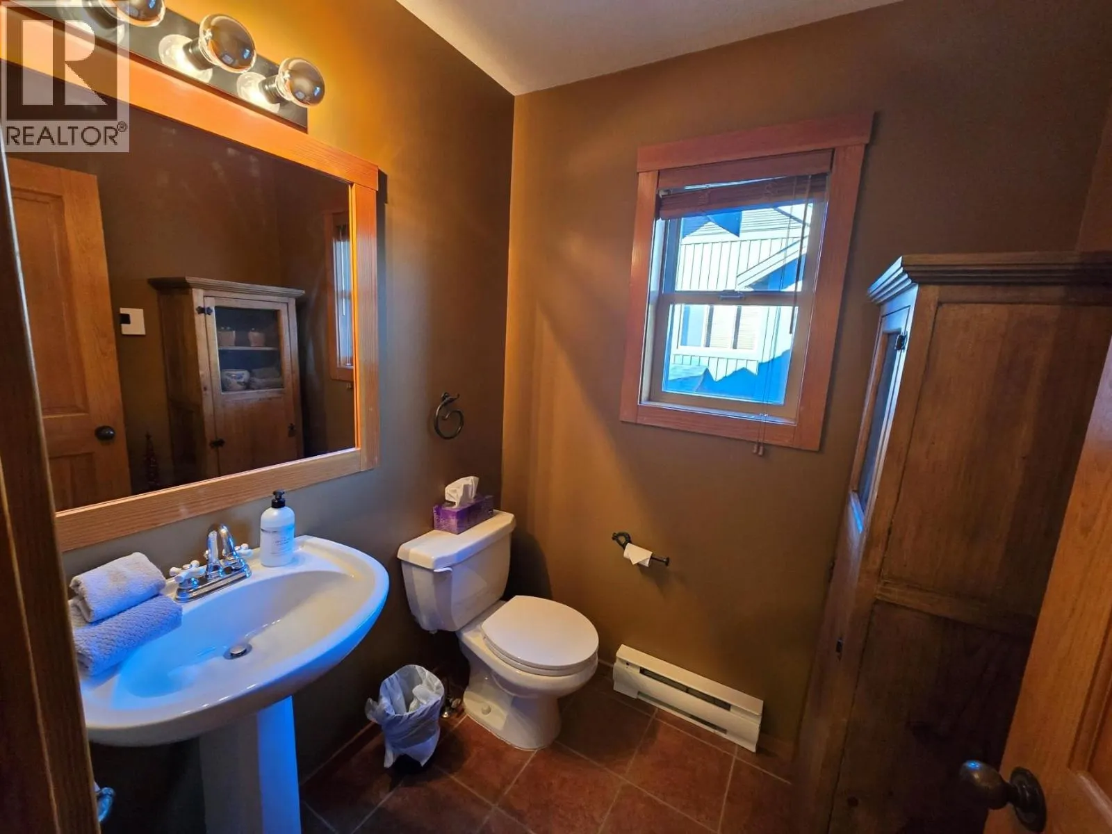 2075 Summit Drive Unit# 19