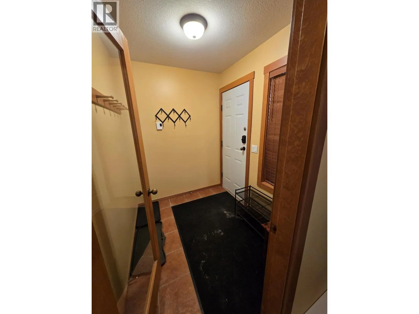 2075 Summit Drive Unit# 19