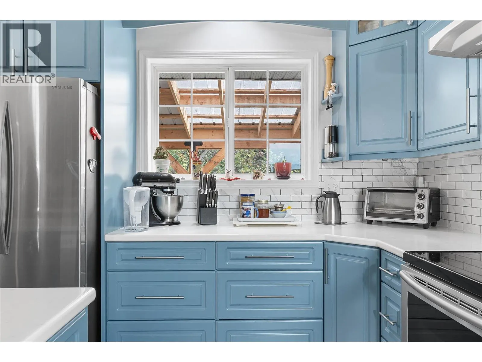 1277 Mountain View Road