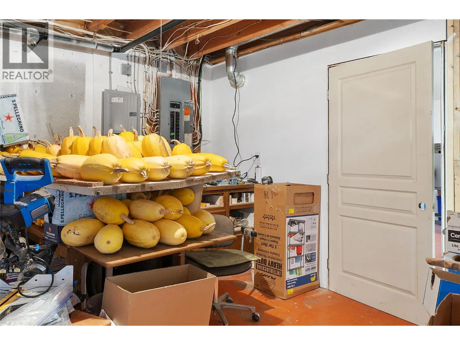 1277 Mountain View Road