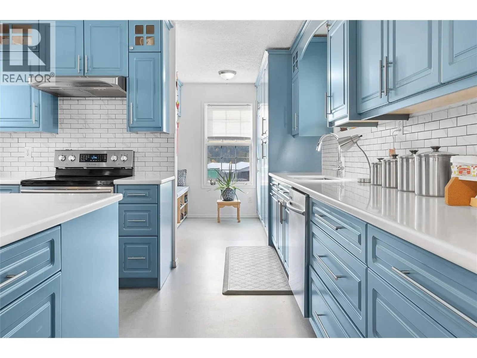 1277 Mountain View Road