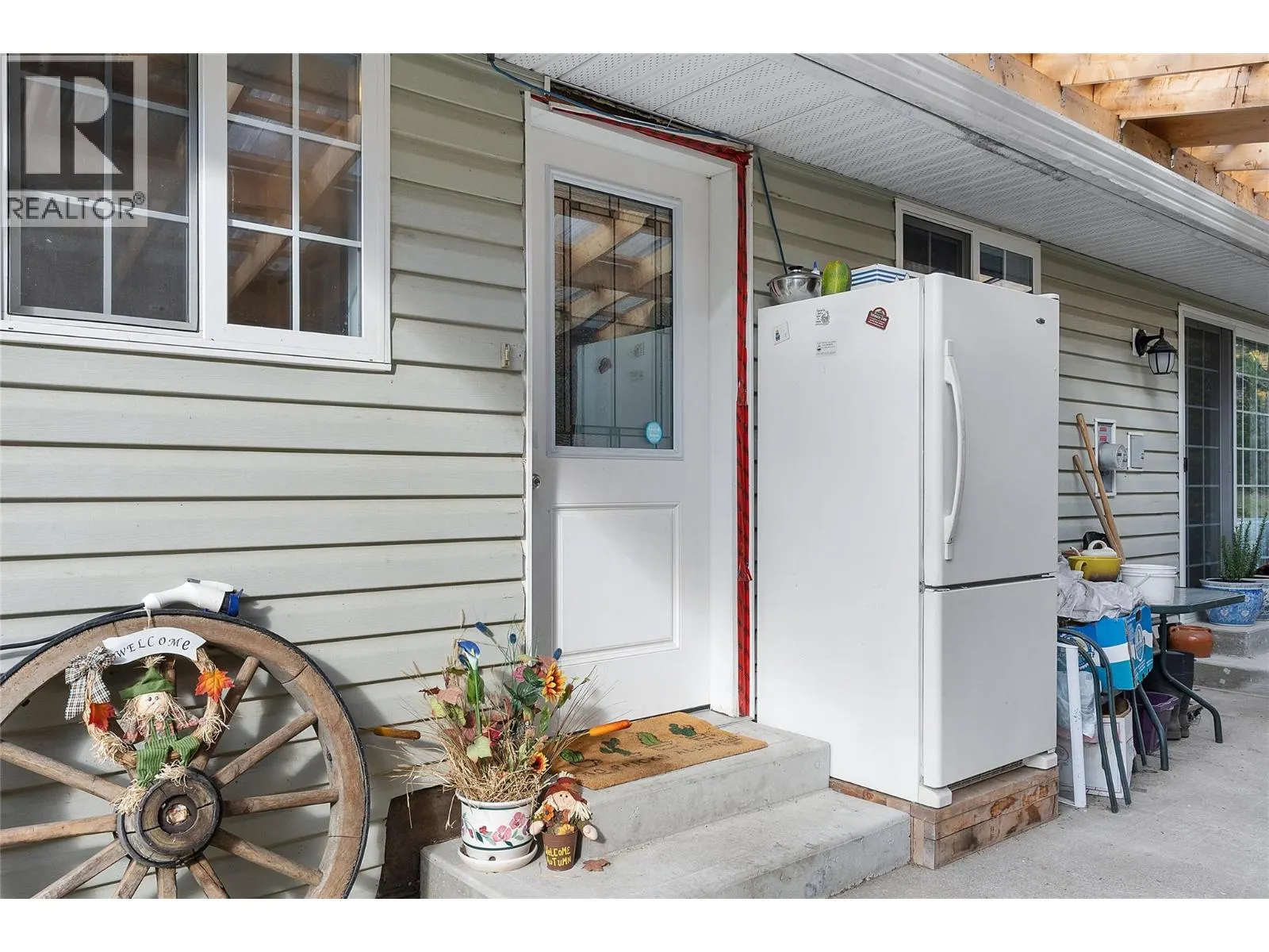 1277 Mountain View Road