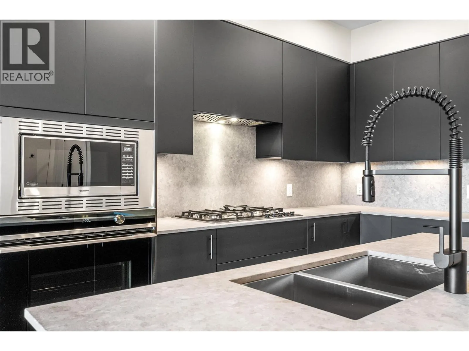 9654 Benchland Road Unit# 407