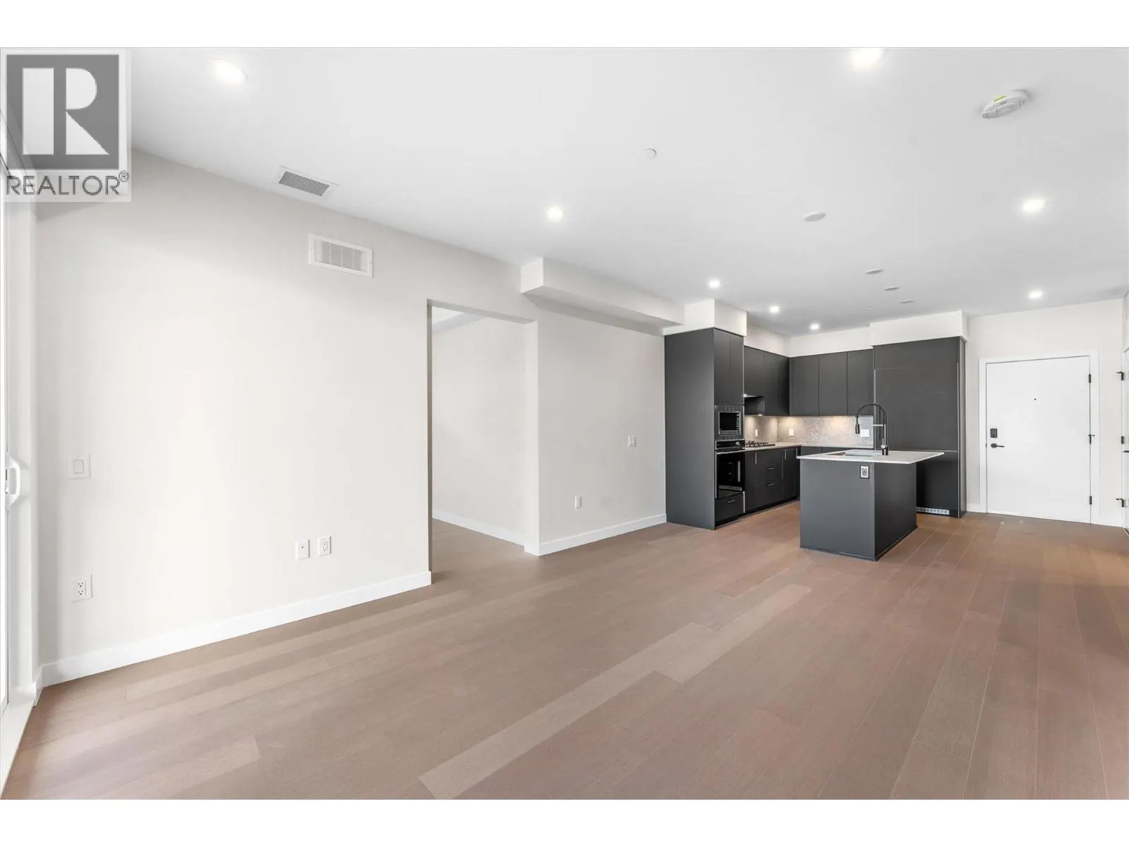 9654 Benchland Road Unit# 407