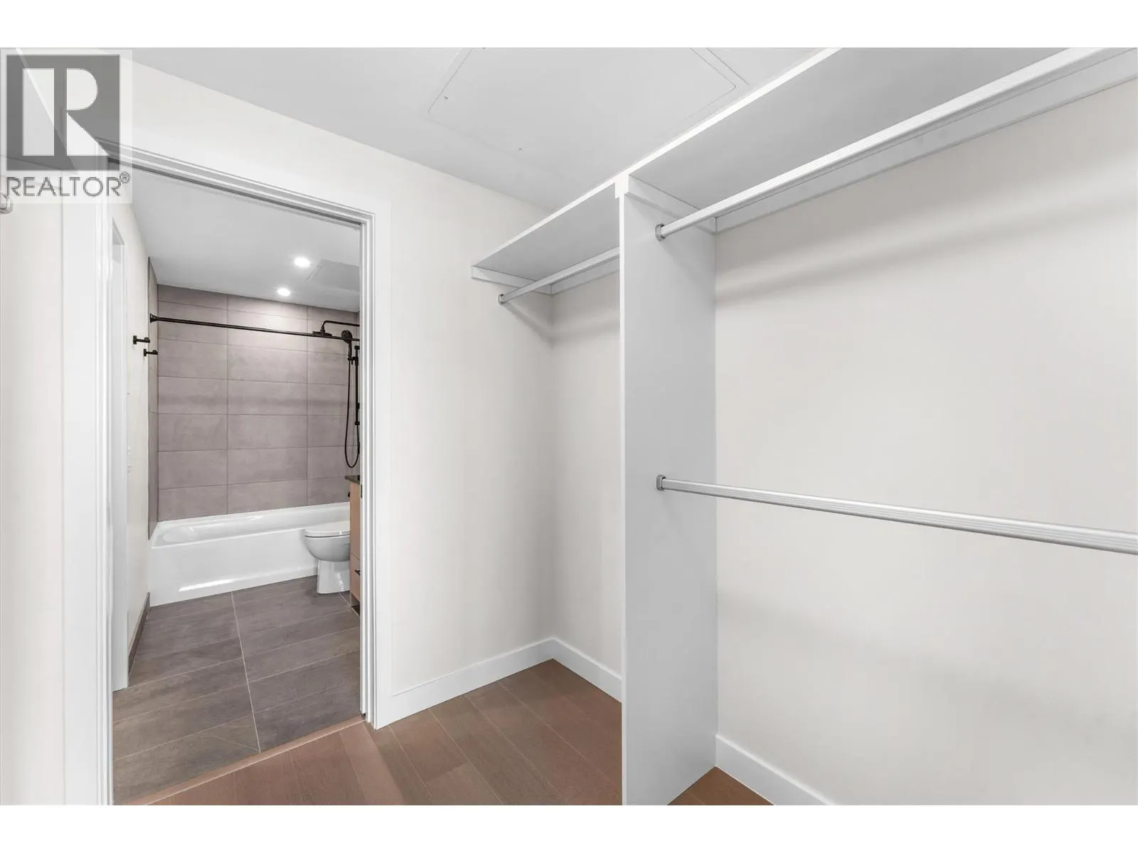 9654 Benchland Road Unit# 407