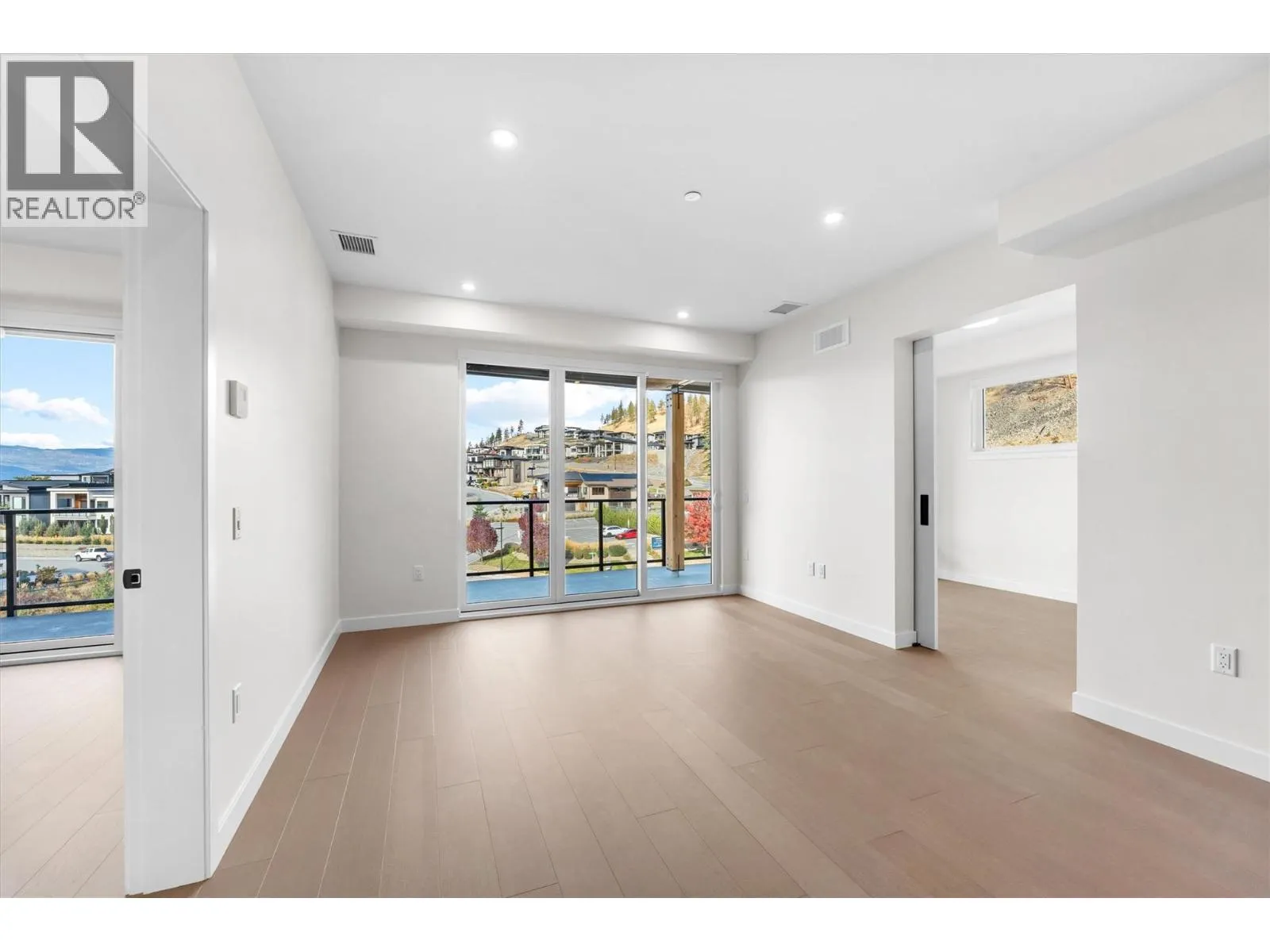 9654 Benchland Road Unit# 407