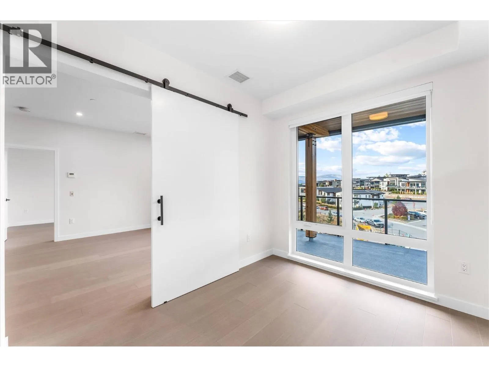 9654 Benchland Road Unit# 407