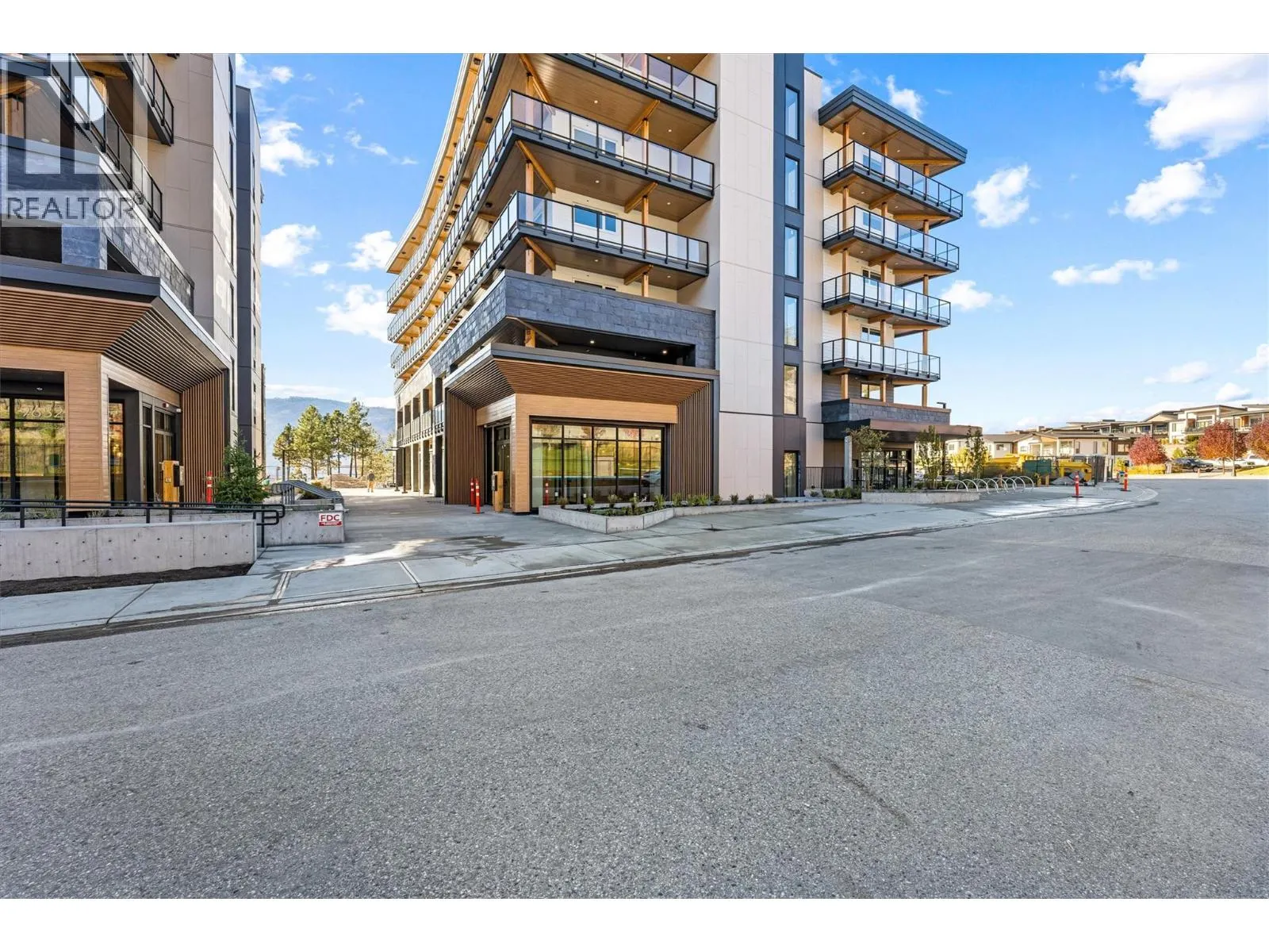 9654 Benchland Road Unit# 407