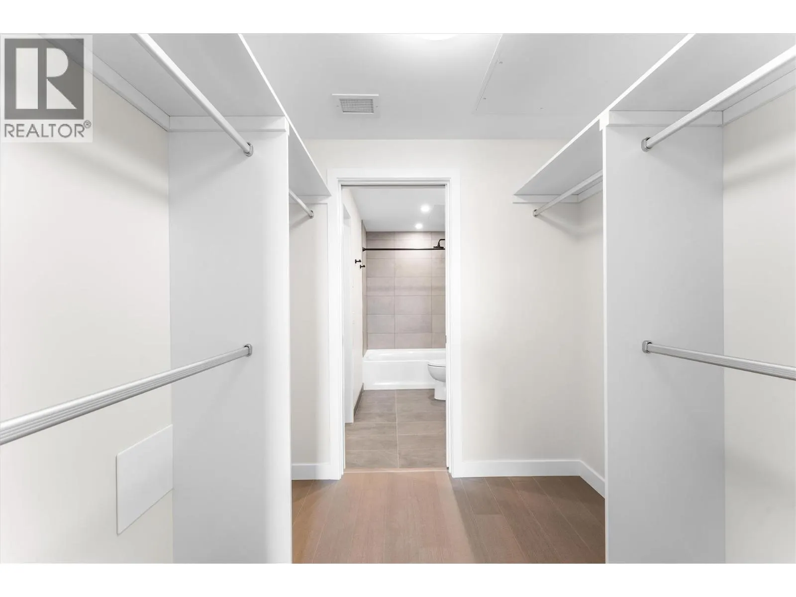 9654 Benchland Road Unit# 407