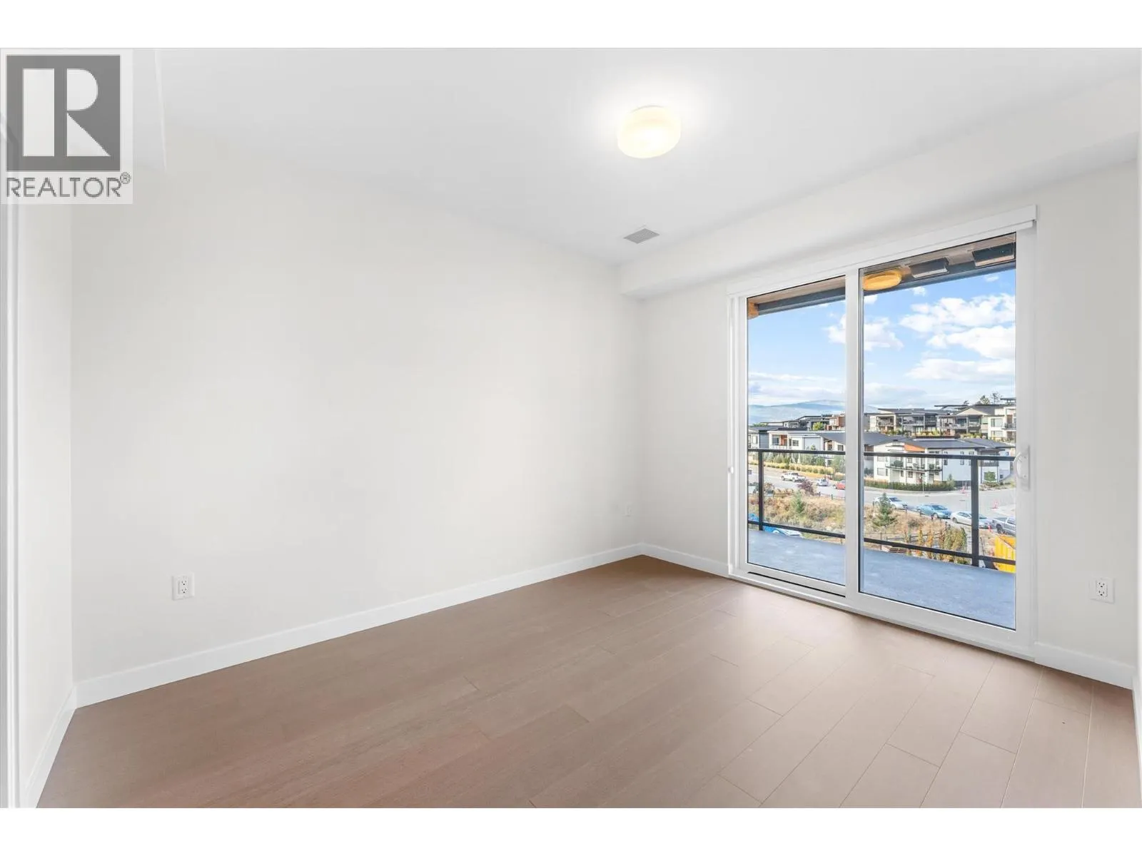 9654 Benchland Road Unit# 407