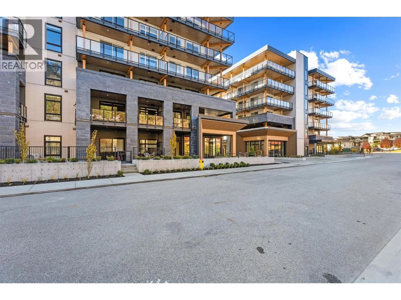 9654 Benchland Road Unit# 407