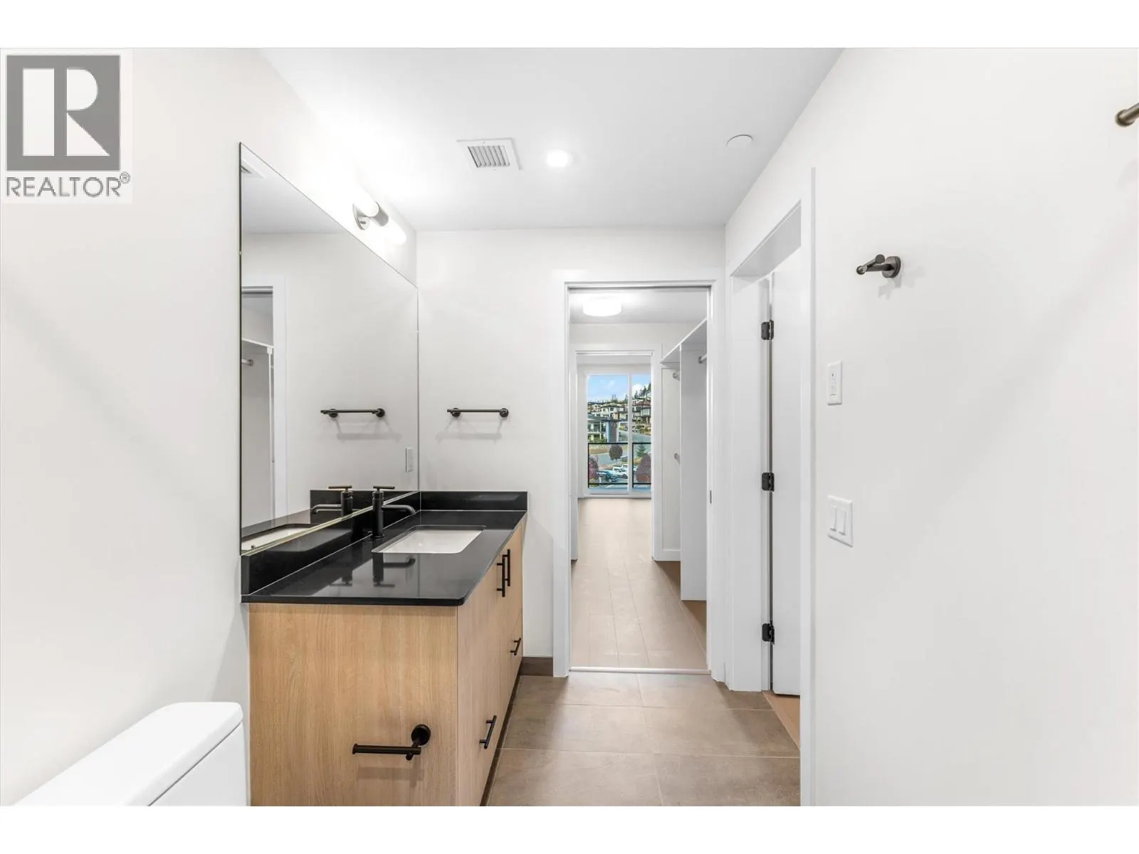 9654 Benchland Road Unit# 407