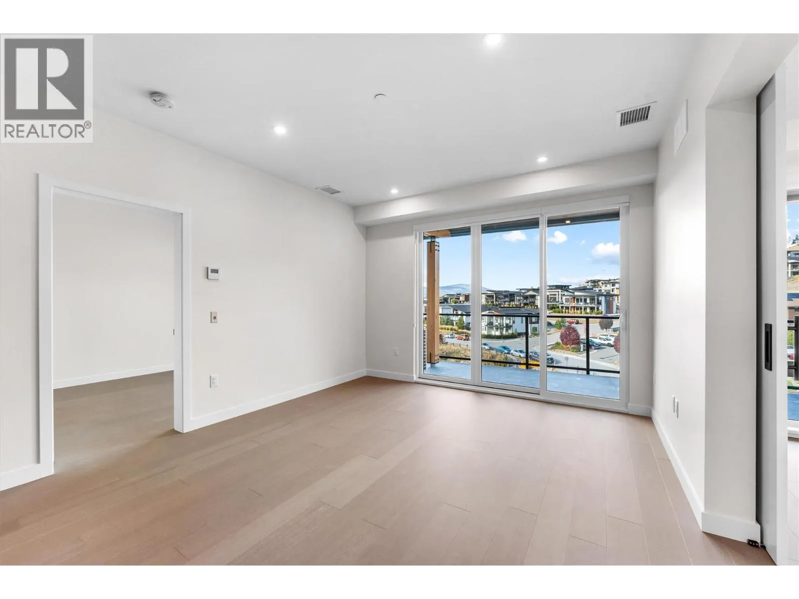 9654 Benchland Road Unit# 407