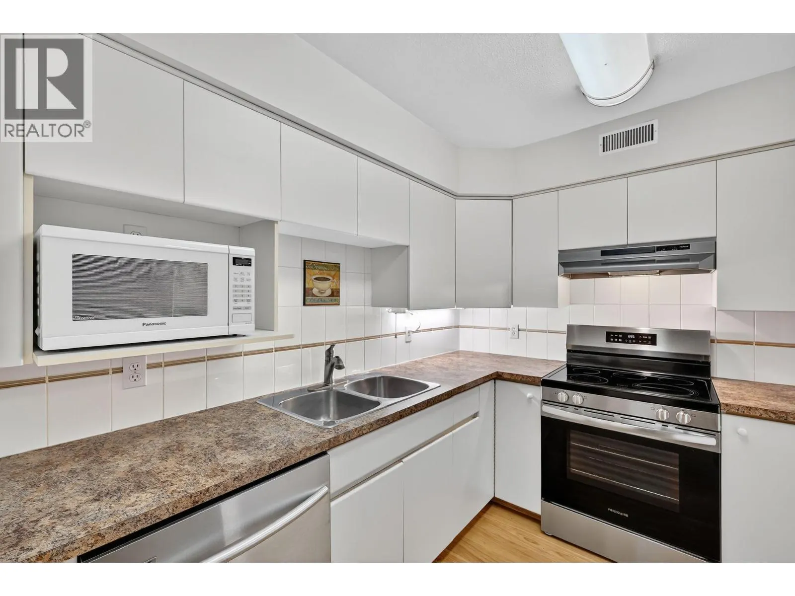 2350 Stillingfleet Road Unit# 102