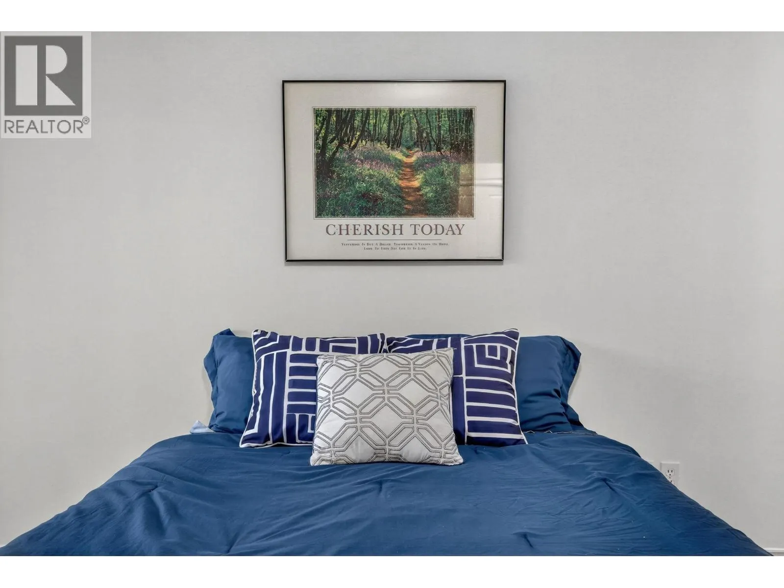 2350 Stillingfleet Road Unit# 102