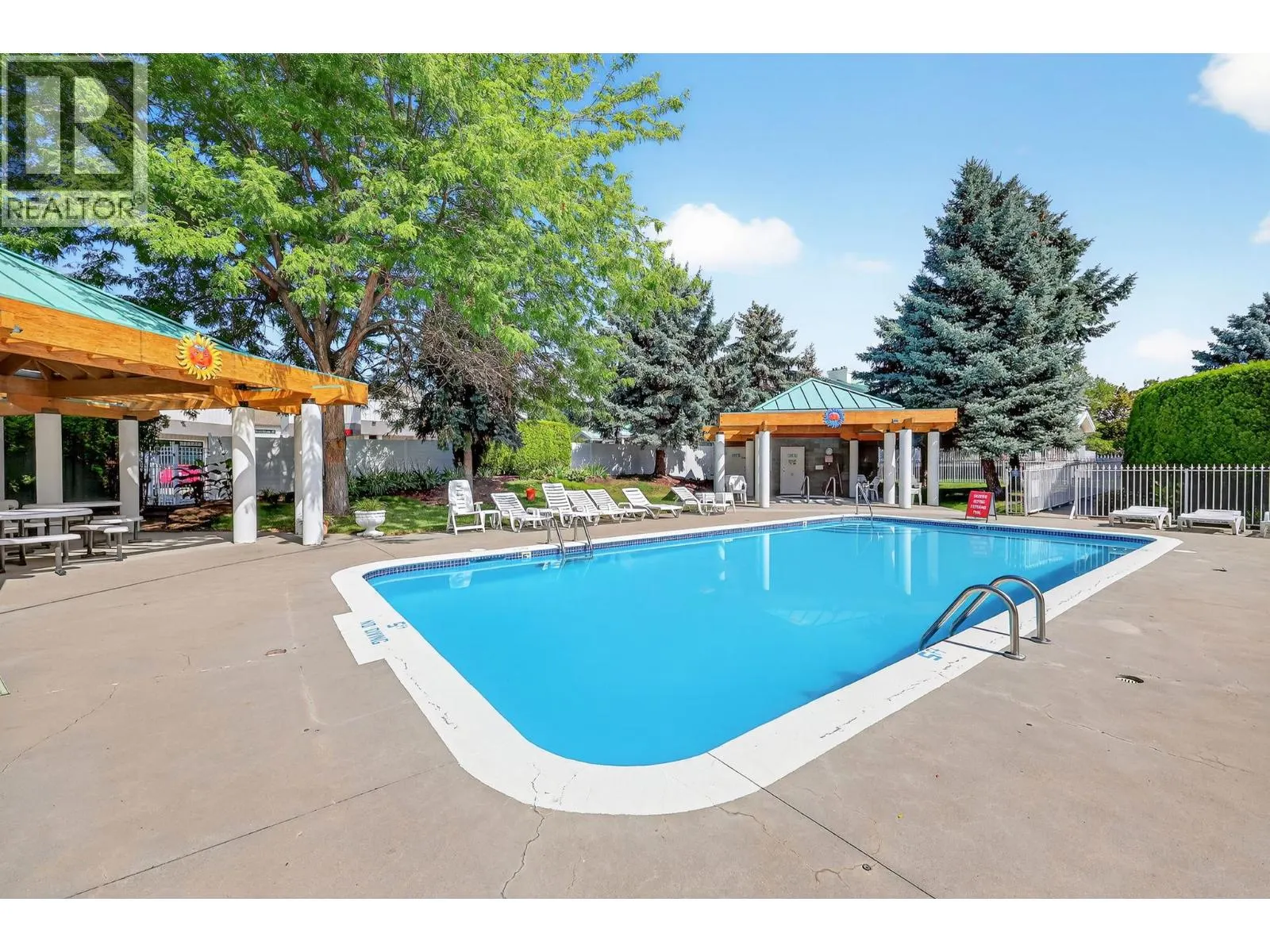 2350 Stillingfleet Road Unit# 102